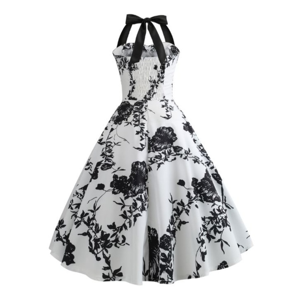 White and Black Flower Halter Top Dress - Picture 3 of 5